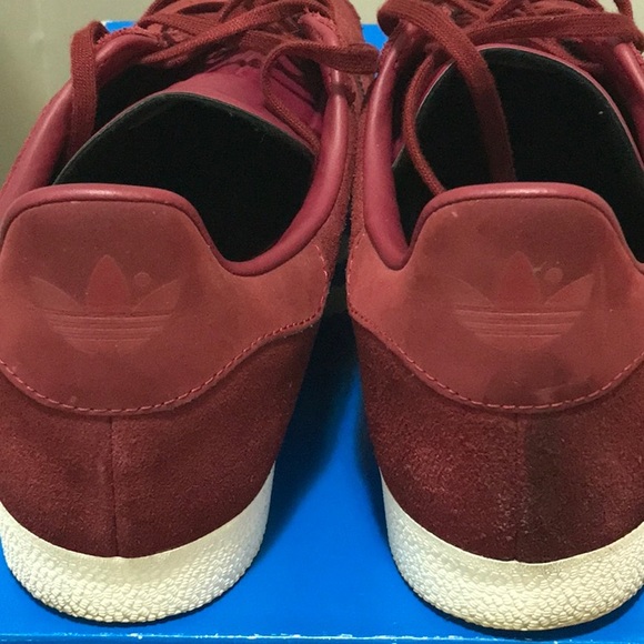 Adidas - Authenticated Gazelle Trainer - Leather Burgundy Plain for Men - Picture 5 of 16